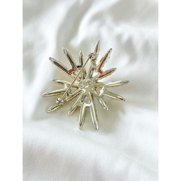 Aurora Borealis Rhinestone Starburst Brooch celestial jewelry - Picture 3 of 4